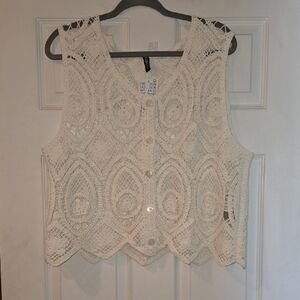 H&M Cream Lace Button-Up Blouse